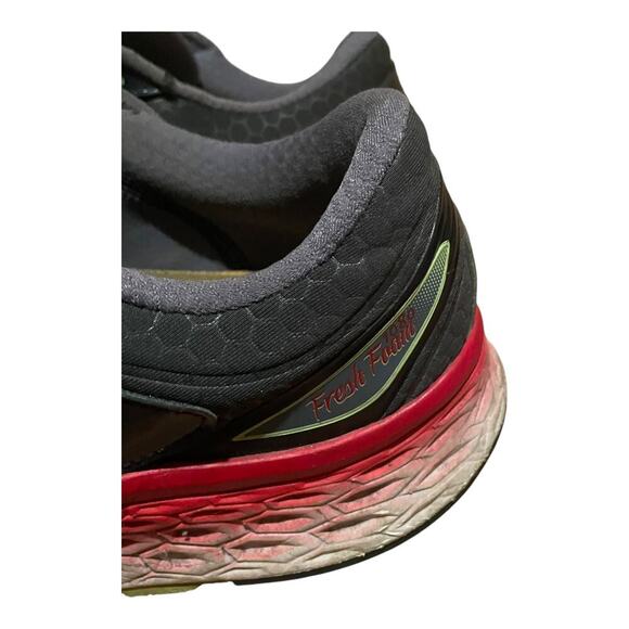 New Balance Fresh Foam 1080v6 Running Shoes Men’s Size 13 Black Red Navy - Picture 6 of 9